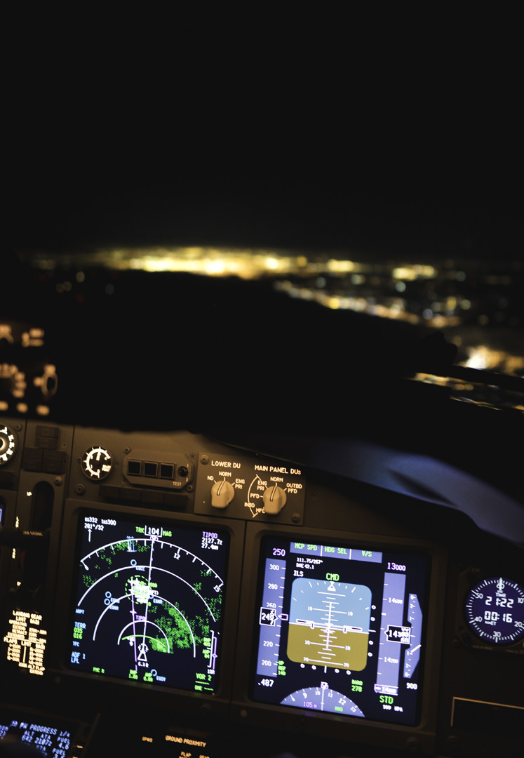ct-cockpit-night-002